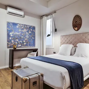 The Conica Deluxe Barselona